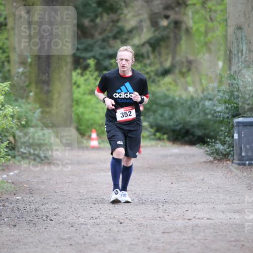 13.04.2025 - Hammer Lauf Jannik Wohlers http://msf.ph/oto/7633197 13.04.2025 12:34:41 Laufen 352 meine-sportfotos.de
