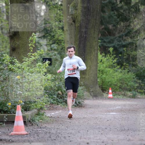 13.04.2025 - Hammer Lauf Jannik Wohlers http://msf.ph/oto/7633210 13.04.2025 10:22:57 Laufen 1720 meine-sportfotos.de