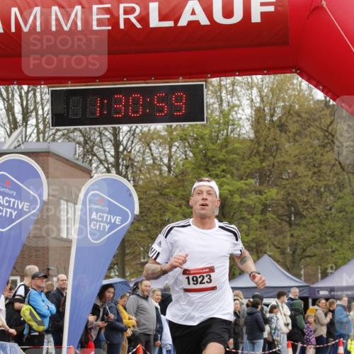13.04.2025 - Hammer Lauf A. Gomolzig http://msf.ph/oto/7633277 13.04.2025 12:30:58 Ziel 1923 meine-sportfotos.de