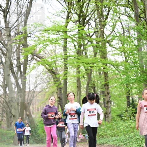 13.04.2025 - Hammer Lauf Dr. Thomas Lammeyer http://msf.ph/oto/7633417 13.04.2025 09:25:38 Laufen 1266, 325, 1724, 854, 835 meine-sportfotos.de