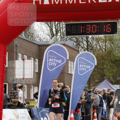 13.04.2025 - Hammer Lauf A. Gomolzig http://msf.ph/oto/7633429 13.04.2025 12:30:15 Ziel 15, 170, 320, 897 meine-sportfotos.de