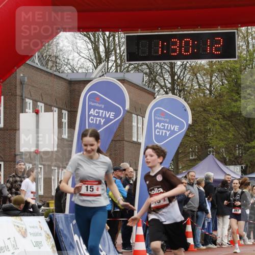 13.04.2025 - Hammer Lauf A. Gomolzig http://msf.ph/oto/7633442 13.04.2025 12:30:11 Ziel 15, 170, 191, 897 meine-sportfotos.de