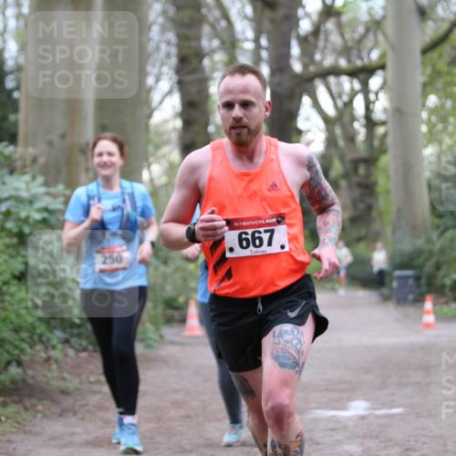 13.04.2025 - Hammer Lauf Jannik Wohlers http://msf.ph/oto/7633443 13.04.2025 10:21:53 Laufen 250, 15, 667 meine-sportfotos.de