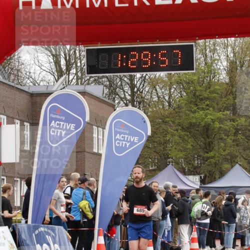 13.04.2025 - Hammer Lauf A. Gomolzig http://msf.ph/oto/7633499 13.04.2025 12:29:55 Ziel 685 meine-sportfotos.de