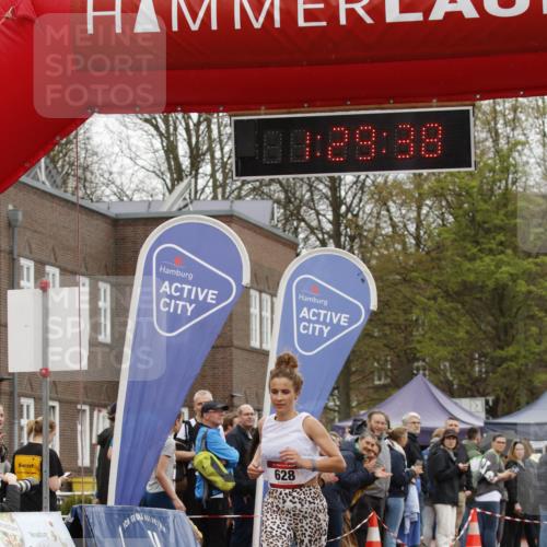 13.04.2025 - Hammer Lauf A. Gomolzig http://msf.ph/oto/7633558 13.04.2025 12:29:36 Ziel 628, 643 meine-sportfotos.de