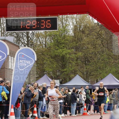 13.04.2025 - Hammer Lauf A. Gomolzig http://msf.ph/oto/7633582 13.04.2025 12:29:35 Ziel 628, 643 meine-sportfotos.de