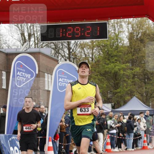 13.04.2025 - Hammer Lauf A. Gomolzig http://msf.ph/oto/7633592 13.04.2025 12:29:20 Ziel 442, 633, 1810 meine-sportfotos.de