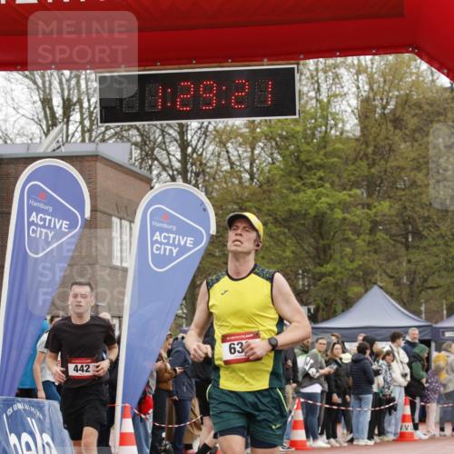 13.04.2025 - Hammer Lauf A. Gomolzig http://msf.ph/oto/7633598 13.04.2025 12:29:20 Ziel 442, 633, 1810 meine-sportfotos.de