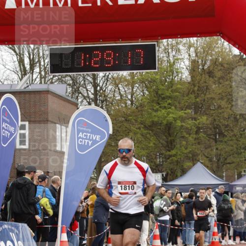 13.04.2025 - Hammer Lauf A. Gomolzig http://msf.ph/oto/7633622 13.04.2025 12:29:15 Ziel 442, 633, 738, 1810 meine-sportfotos.de