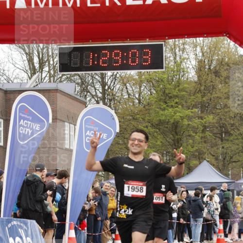 13.04.2025 - Hammer Lauf A. Gomolzig http://msf.ph/oto/7633710 13.04.2025 12:29:02 Ziel 21, 444, 1051, 1930, 1958 meine-sportfotos.de