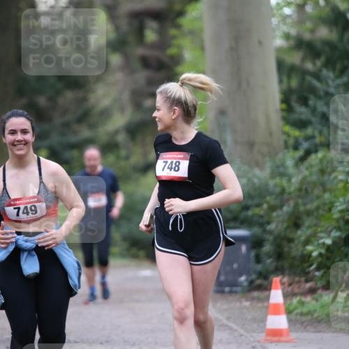 13.04.2025 - Hammer Lauf Jannik Wohlers http://msf.ph/oto/7633816 13.04.2025 10:20:45 Laufen 15, 749, 748 meine-sportfotos.de