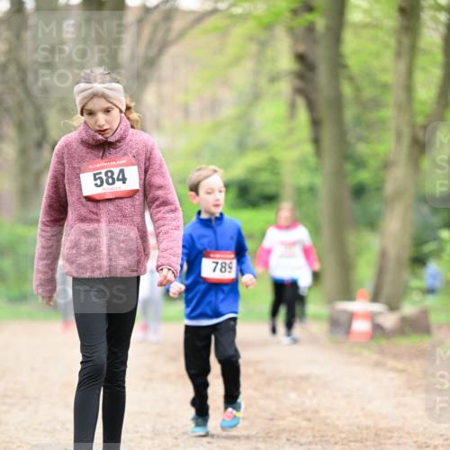 13.04.2025 - Hammer Lauf Dr. Thomas Lammeyer http://msf.ph/oto/7633875 13.04.2025 09:25:56 Laufen 15, 584, 789 meine-sportfotos.de