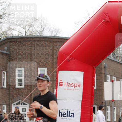 13.04.2025 - Hammer Lauf A. Gomolzig http://msf.ph/oto/7633972 13.04.2025 12:26:59 Ziel 492, 572, 615 meine-sportfotos.de