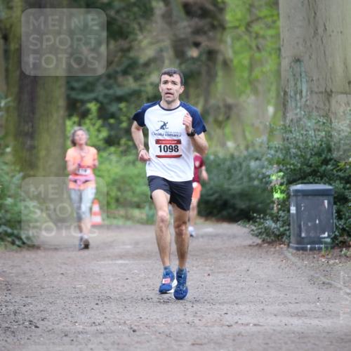 13.04.2025 - Hammer Lauf Jannik Wohlers http://msf.ph/oto/7633994 13.04.2025 12:33:30 Laufen 1098 meine-sportfotos.de