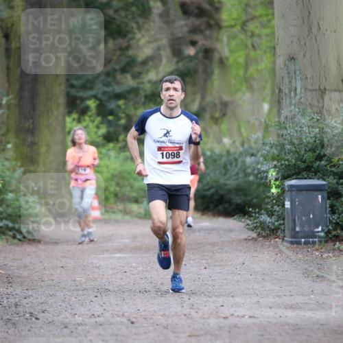 13.04.2025 - Hammer Lauf Jannik Wohlers http://msf.ph/oto/7633998 13.04.2025 12:33:30 Laufen 1098 meine-sportfotos.de