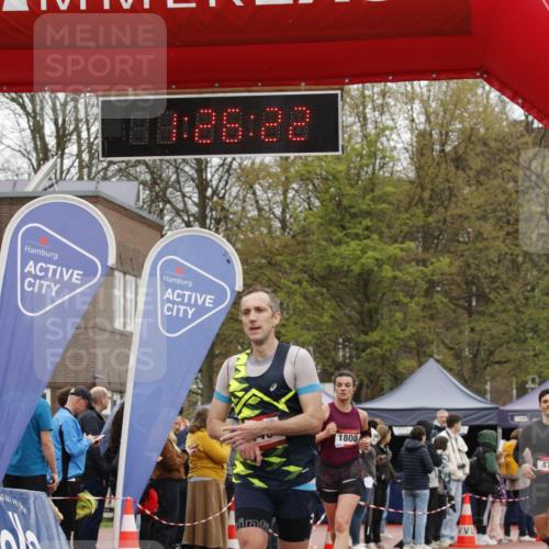 13.04.2025 - Hammer Lauf A. Gomolzig http://msf.ph/oto/7634063 13.04.2025 12:26:21 Ziel 231, 340, 475, 1808 meine-sportfotos.de