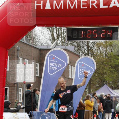 13.04.2025 - Hammer Lauf A. Gomolzig http://msf.ph/oto/7634204 13.04.2025 12:25:23 Ziel 313, 693, 704, 1049 meine-sportfotos.de