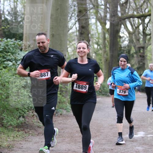 13.04.2025 - Hammer Lauf Jannik Wohlers http://msf.ph/oto/7634383 13.04.2025 10:18:02 Laufen 887, 1889, 279, 733 meine-sportfotos.de