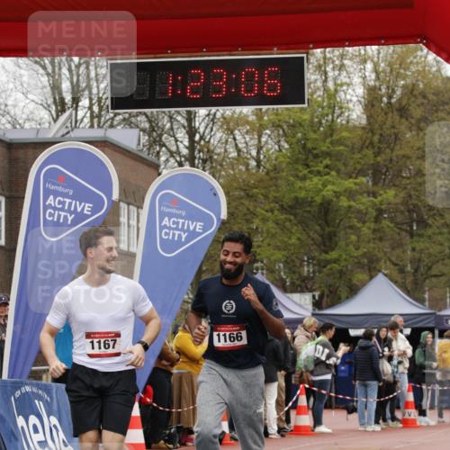 13.04.2025 - Hammer Lauf A. Gomolzig http://msf.ph/oto/7634466 13.04.2025 12:23:04 Ziel 1166, 1167 meine-sportfotos.de