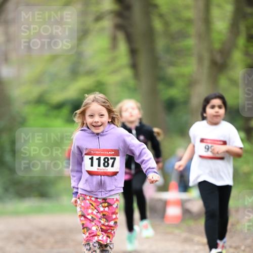 13.04.2025 - Hammer Lauf Dr. Thomas Lammeyer http://msf.ph/oto/7634503 13.04.2025 09:26:32 Laufen 15, 1187, 95 meine-sportfotos.de