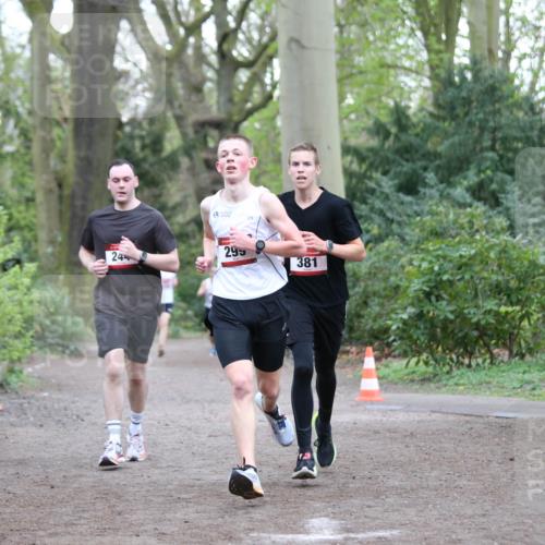 13.04.2025 - Hammer Lauf Jannik Wohlers http://msf.ph/oto/7634560 13.04.2025 12:32:21 Laufen 24, 295, 381 meine-sportfotos.de