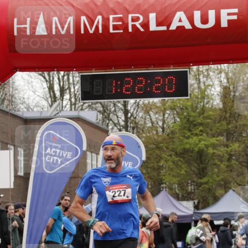 13.04.2025 - Hammer Lauf A. Gomolzig http://msf.ph/oto/7634576 13.04.2025 12:22:18 Ziel 227, 251, 1783 meine-sportfotos.de