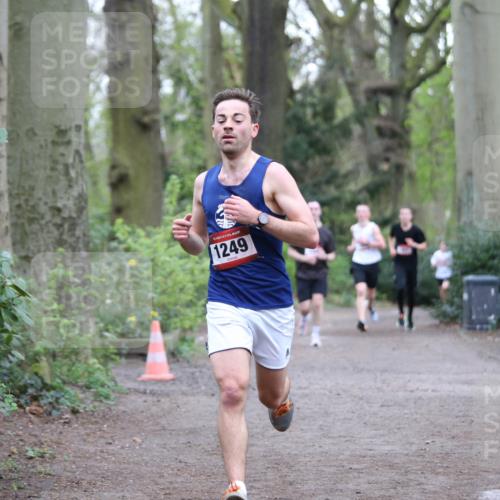 13.04.2025 - Hammer Lauf Jannik Wohlers http://msf.ph/oto/7634660 13.04.2025 12:32:16 Laufen 1249 meine-sportfotos.de