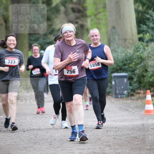 13.04.2025 - Hammer Lauf Jannik Wohlers http://msf.ph/oto/7634672 13.04.2025 12:50:42 Laufen 723, 100, 311, 756, 1858 meine-sportfotos.de