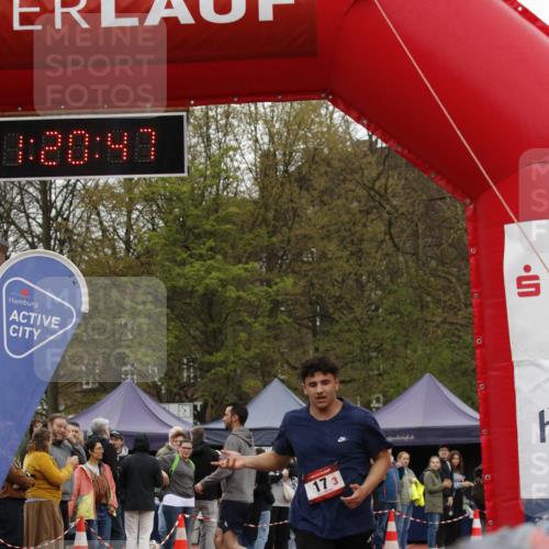 13.04.2025 - Hammer Lauf A. Gomolzig http://msf.ph/oto/7634777 13.04.2025 12:20:45 Ziel 481 meine-sportfotos.de