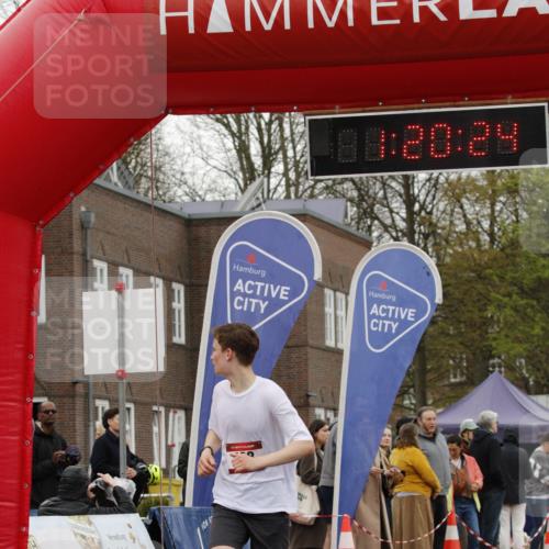 13.04.2025 - Hammer Lauf A. Gomolzig http://msf.ph/oto/7634826 13.04.2025 12:20:22 Ziel 2, 17, 468, 1937 meine-sportfotos.de