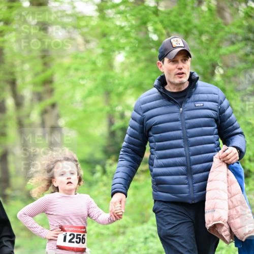 13.04.2025 - Hammer Lauf Dr. Thomas Lammeyer http://msf.ph/oto/7634941 13.04.2025 09:27:44 Laufen 15, 1256 meine-sportfotos.de