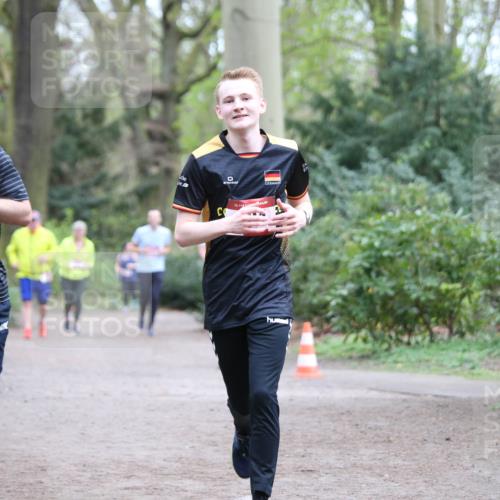 13.04.2025 - Hammer Lauf Jannik Wohlers http://msf.ph/oto/7634998 13.04.2025 12:50:16 Laufen 37, 693, 15 meine-sportfotos.de