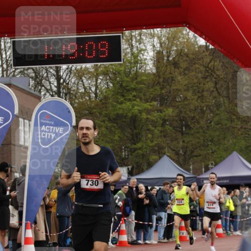 13.04.2025 - Hammer Lauf A. Gomolzig http://msf.ph/oto/7635086 13.04.2025 12:19:07 Ziel 14, 334, 614, 730 meine-sportfotos.de