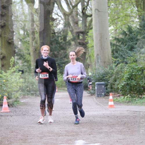13.04.2025 - Hammer Lauf Jannik Wohlers http://msf.ph/oto/7635146 13.04.2025 10:15:43 Laufen 1228, 1231 meine-sportfotos.de