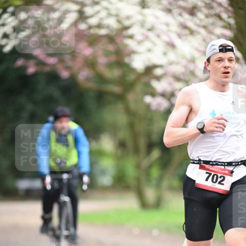 13.04.2025 - Hammer Lauf Dr. Thomas Lammeyer http://msf.ph/oto/7635196 13.04.2025 10:03:59 Laufen 3500, 15, 702 meine-sportfotos.de