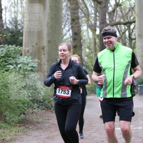 13.04.2025 - Hammer Lauf Jannik Wohlers http://msf.ph/oto/7635216 13.04.2025 10:15:36 Laufen 15, 1753 meine-sportfotos.de