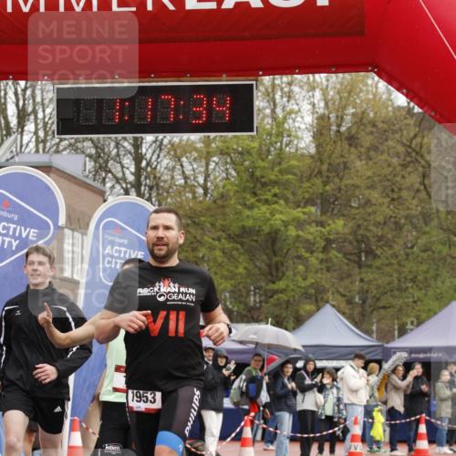 13.04.2025 - Hammer Lauf A. Gomolzig http://msf.ph/oto/7635241 13.04.2025 12:17:32 Ziel 11, 1953 meine-sportfotos.de