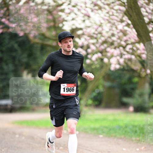 13.04.2025 - Hammer Lauf Dr. Thomas Lammeyer http://msf.ph/oto/7635259 13.04.2025 10:04:17 Laufen 120, 1966 meine-sportfotos.de