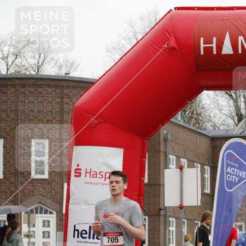 13.04.2025 - Hammer Lauf A. Gomolzig http://msf.ph/oto/7635282 13.04.2025 12:17:10 Ziel 705 meine-sportfotos.de