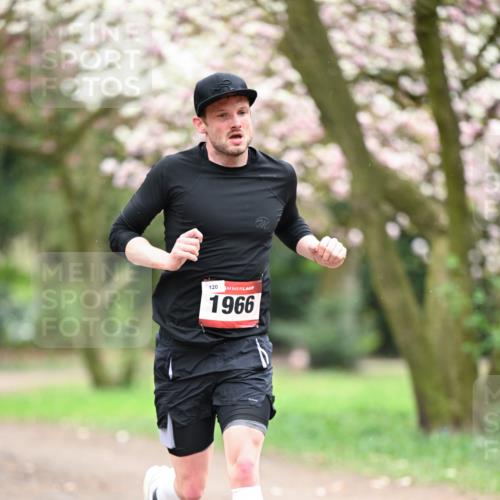 13.04.2025 - Hammer Lauf Dr. Thomas Lammeyer http://msf.ph/oto/7635291 13.04.2025 10:04:18 Laufen 120, 1966 meine-sportfotos.de