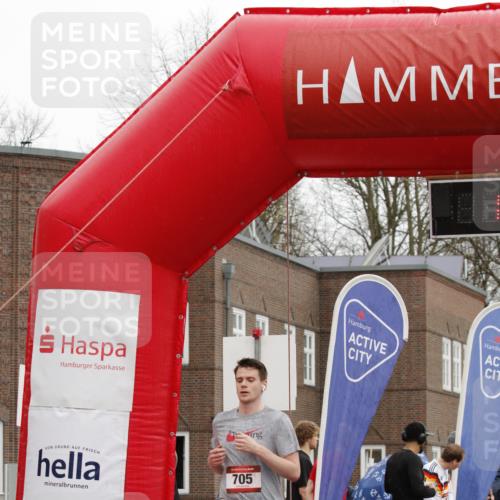 13.04.2025 - Hammer Lauf A. Gomolzig http://msf.ph/oto/7635294 13.04.2025 12:17:09 Ziel 705 meine-sportfotos.de