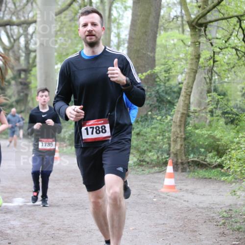 13.04.2025 - Hammer Lauf Jannik Wohlers http://msf.ph/oto/7635333 13.04.2025 10:15:12 Laufen 32, 1785, 1788 meine-sportfotos.de