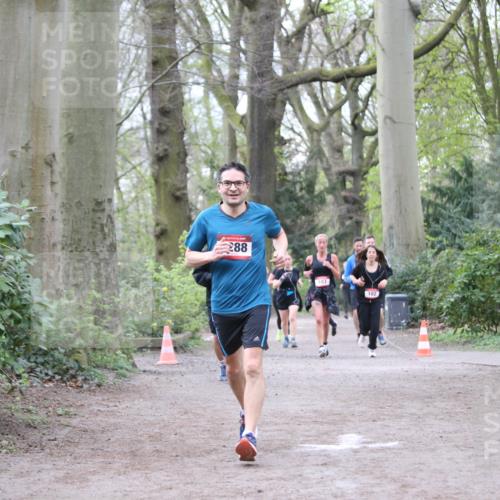 13.04.2025 - Hammer Lauf Jannik Wohlers http://msf.ph/oto/7635409 13.04.2025 10:15:04 Laufen 288, 183, 182 meine-sportfotos.de