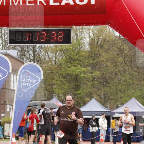 13.04.2025 - Hammer Lauf A. Gomolzig http://msf.ph/oto/7635455 13.04.2025 12:13:30 Ziel 1727, 1837 meine-sportfotos.de