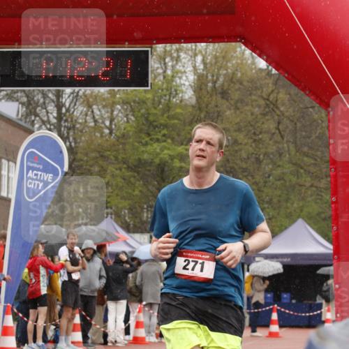 13.04.2025 - Hammer Lauf A. Gomolzig http://msf.ph/oto/7635561 13.04.2025 12:12:19 Ziel 16, 271 meine-sportfotos.de