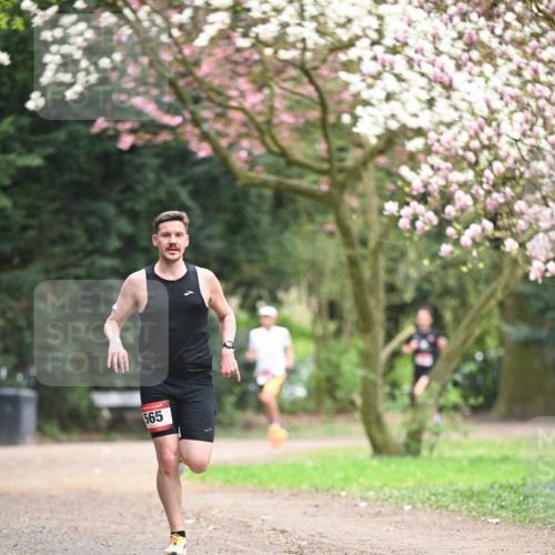 13.04.2025 - Hammer Lauf Dr. Thomas Lammeyer http://msf.ph/oto/7635577 13.04.2025 10:04:48 Laufen 565 meine-sportfotos.de