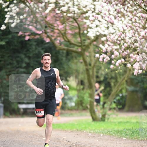 13.04.2025 - Hammer Lauf Dr. Thomas Lammeyer http://msf.ph/oto/7635590 13.04.2025 10:04:48 Laufen 565 meine-sportfotos.de