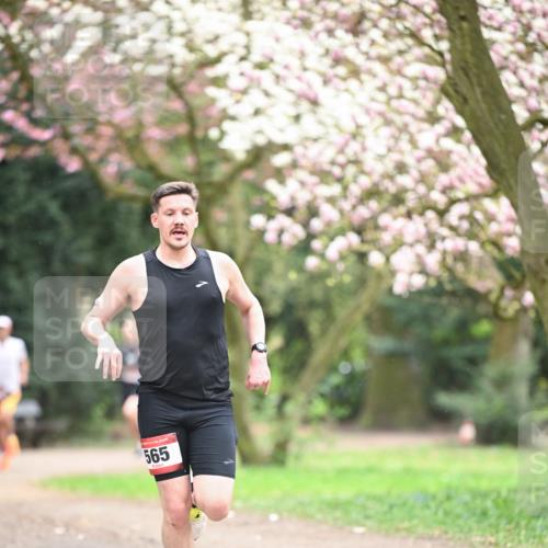 13.04.2025 - Hammer Lauf Dr. Thomas Lammeyer http://msf.ph/oto/7635647 13.04.2025 10:04:49 Laufen 565 meine-sportfotos.de