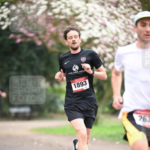 13.04.2025 - Hammer Lauf Dr. Thomas Lammeyer http://msf.ph/oto/7635768 13.04.2025 10:05:00 Laufen 15, 1893, 127, 263 meine-sportfotos.de
