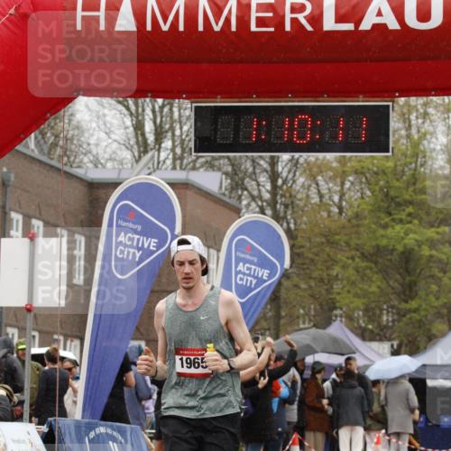 13.04.2025 - Hammer Lauf A. Gomolzig http://msf.ph/oto/7635823 13.04.2025 12:10:09 Ziel 493, 1923, 1965 meine-sportfotos.de